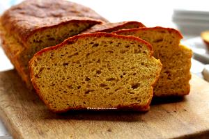 Quantas calorias em 1 Porçoes Pão De Azeite Sem Glúten?