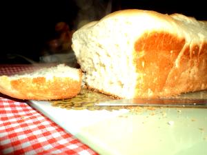 Quantas calorias em 1 Porçoes Pão De Manteiga Feito Em Casa?