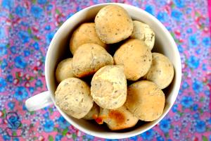 Quantas calorias em 1 Porçoes Pão De Queijo Com Ricota E Chia?