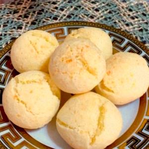 Quantas calorias em 1 Porçoes Pão De Queijo Fake?