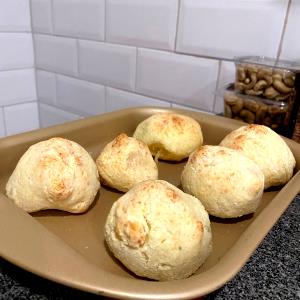 Quantas calorias em 1 Porçoes Pão De Queijo Fit?