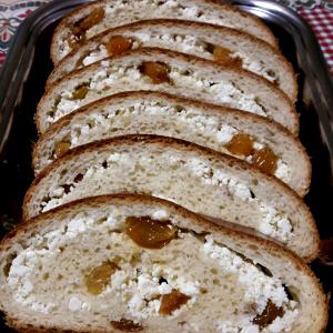 Quantas calorias em 1 Porçoes Pão De Ricota?