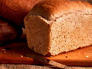 Quantas calorias em 1 Porçoes Pão Integral Linhaça E Quinoa?