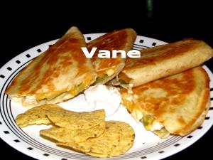 Quantas calorias em 1 Porçoes Quesadilhas?