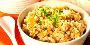 Quantas calorias em 1 Porçoes Risoto De Arroz İntegral Com Abóbora?