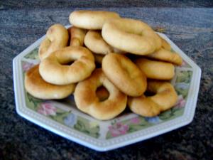 Quantas calorias em 1 Porçoes Rosquinha De Manteiga?