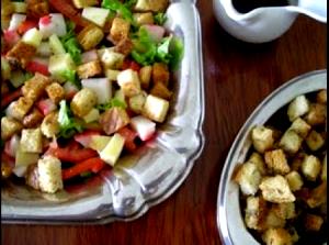 Quantas calorias em 1 Porçoes Salada De Abacaxi E Kani?