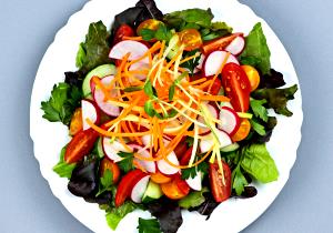 Quantas calorias em 1 Porçoes Salada De Legumes Colorida?