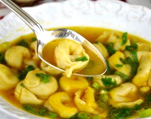 Quantas calorias em 1 Porçoes Sopa Capeletti İn Brodo De Carne?