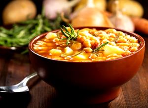 Quantas calorias em 1 Porçoes SOPA DE FEIJÃO COM LEGUMES?