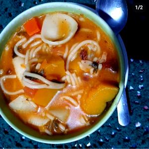 Quantas calorias em 1 Porçoes Sopa De Legume Com Costela?