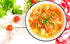 Quantas calorias em 1 Porçoes Sopa De Legumes Bia?