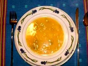 Quantas calorias em 1 Porçoes Sopa De Repolho Com Feijão?