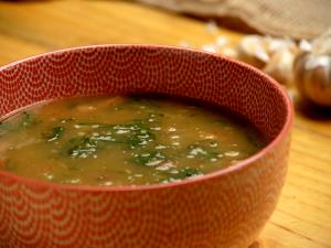 Quantas calorias em 1 Porçoes Sopa Verde Fria?