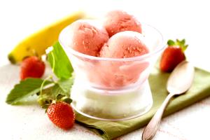 Quantas calorias em 1 Porçoes Sorbet De Morango E Banana?