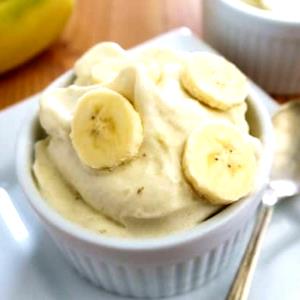 Quantas calorias em 1 Porçoes Sorvete De Banana (Vegana)?