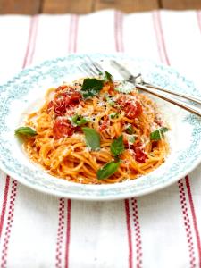 Quantas calorias em 1 Porçoes Spaghetti Jamie Oliver?