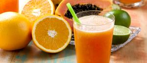 Quantas calorias em 1 Porçoes Suco De Laranja , Mamao E Cenoura Com Linhaça?