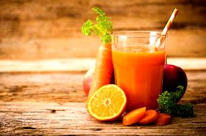 Quantas calorias em 1 Porçoes Suco De Maçã Com Limão, Laranja E Cenoura?