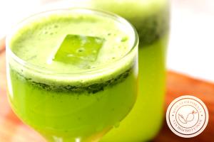 Quantas calorias em 1 Porçoes Suco Verde Abx?