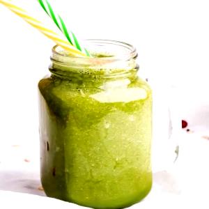 Quantas calorias em 1 Porçoes Suco Verde Com Maracujá?