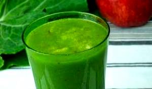 Quantas calorias em 1 Porçoes Suco Verde Com Maça E Manga?