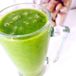 Quantas calorias em 1 Porçoes Suco Verde Detox Maisa?