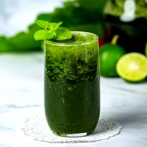 Quantas calorias em 1 Porçoes Suco Verde Top?