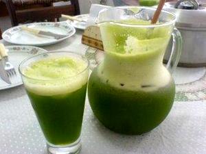 Quantas calorias em 1 Porçoes Suco Verde - Vegano (Doce Mas Sem Açúcar Ou Adoçante)?