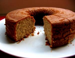 Quantas calorias em 1 Porçoes Torta De Banana Com Farinha De Rosca?