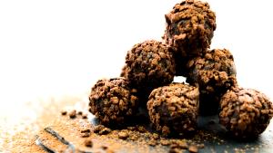 Quantas calorias em 1 Porçoes Trufas Saudáveis?