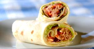 Quantas calorias em 1 Porçoes Wrap Cottage E Atum?