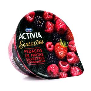 Quantas calorias em 1 pote (120 g) Sensações Frutas Silvestres com Baunilha?