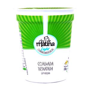 Quantas calorias em 1 pote (130 g) Coalhada Desnatada Light Adoçada?