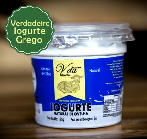 Quantas calorias em 1 pote (160 g) Iogurte de Leite de Ovelha com Mel?