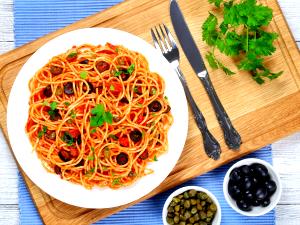 Quantas calorias em 1 prato (80 g) Espaguete Light?