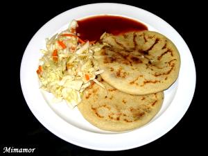 Quantas calorias em 1 Pupusa (Cerca De 13 Cm De Diâmetro) Pupusa Recheada de Queijo?