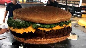 Quantas calorias em 1 Sanduíche Hambúrguer Grande?
