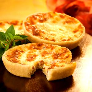 Quantas calorias em 1 unidade (100 g) Quiche de Frango?