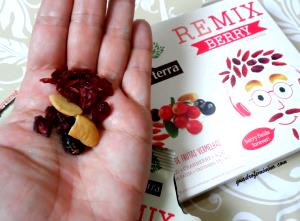 Quantas calorias em 1 unidade (20 g) Remix Berry?