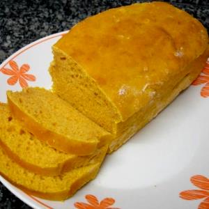 Quantas calorias em 1 unidade (23 g) Pão de Cenoura?