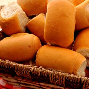 Quantas calorias em 1 unidade (25 g) Pão Coiozinho?