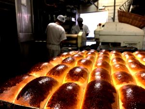 Quantas calorias em 1 unidade (50 g) Pão de Cará?