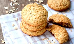 Quantas calorias em 1 Unidade Biscoitos De Aveia?