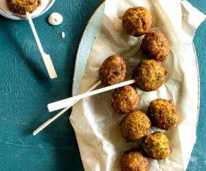 Quantas calorias em 1 Unidade Falafel De Couve-Flor E Lentilhas Vermelhas?