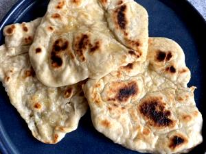 Quantas calorias em 1 Unidade Pão Naan?