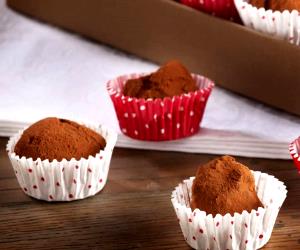 Quantas calorias em 1 Unidade Trufas De Café Com Leite Condensado?