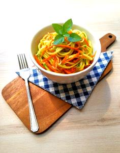 Quantas calorias em 1 Xícara Molho de Espaguete com Vegetais (Caseiro)?