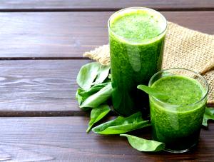 Quantas calorias em 1 Xícara Suco Verde?