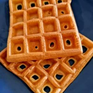 Quantas calorias em 1 Xícara Waffle Simples?